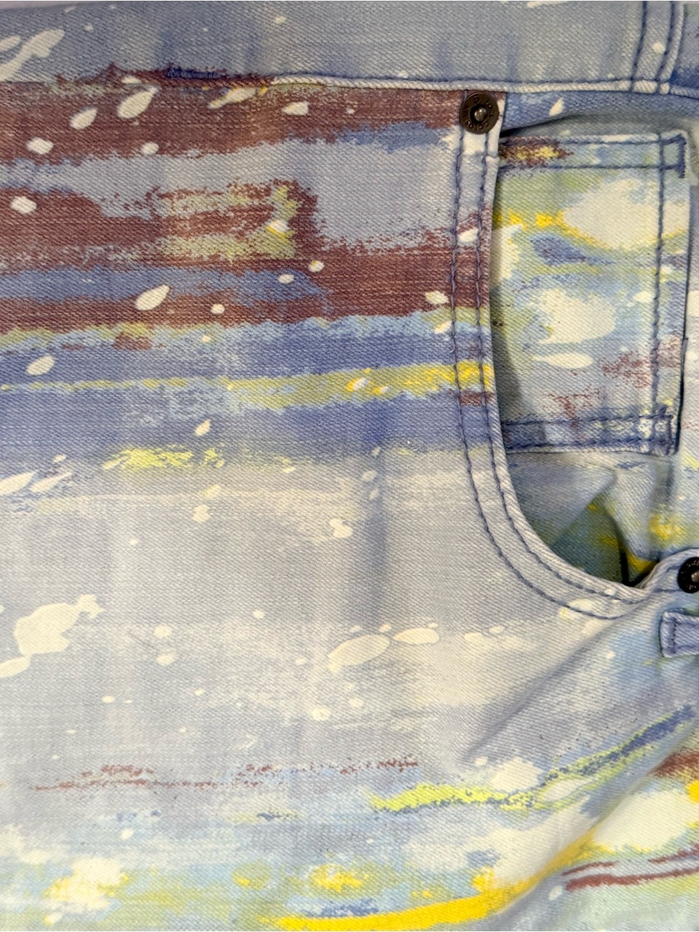 Women’s Multicolor Painted Stripe Capri Jeans - Picture 2 of 9